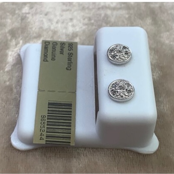 New! .925 Sterling Silver Genuine Diamond Stud Earrings - Picture 3 of 7